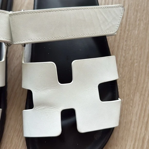 Hermes White and Black Chypre Sandals 38.5 - Picture 3 of 9